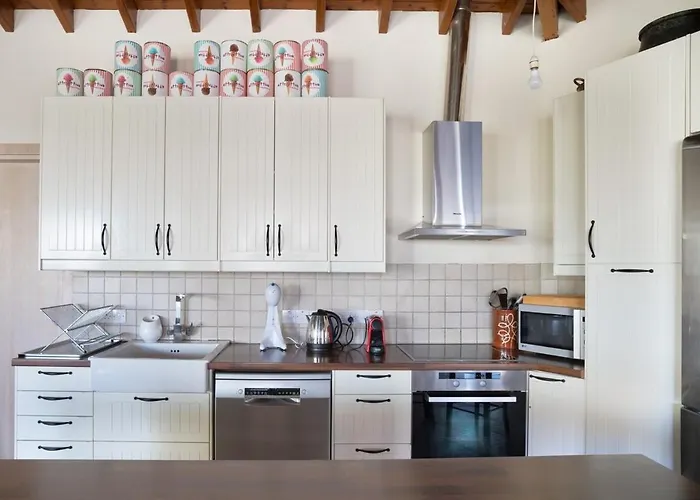 Orama Mountain Farmakas Вилла