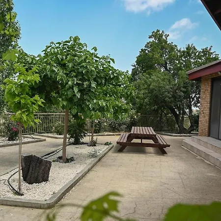 Villa Orama Mountain Farmakas