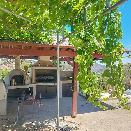 Orama Mountain Farmakas * Nicósia